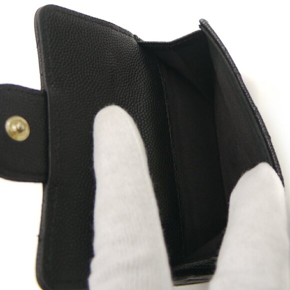 CHANEL Black Caviar Leather Logo Wallet - Picture 5 of 10